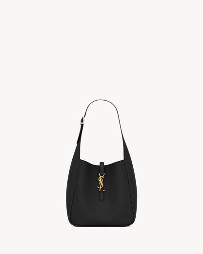 LE 5 À 7 SMALL SOUPLE EN CUIR GRAINÉ